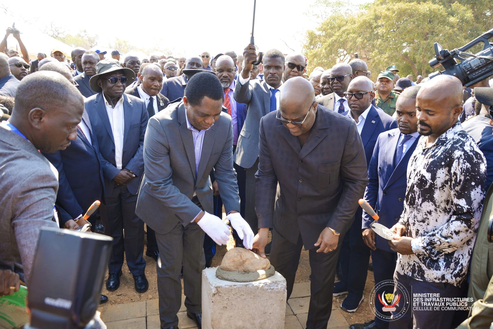Haut-Katanga: le Chef de l'État lance les travaux de construction de la route Kasomeno-Kasenga-Chalwe