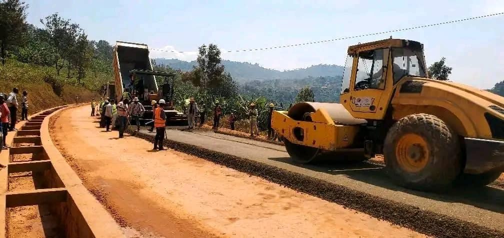 Infrastructures :  Travaux de réhabilitation de la RN5 tronçon Bukavu-Nyangezi-Kamanyola (Sud-kivu)